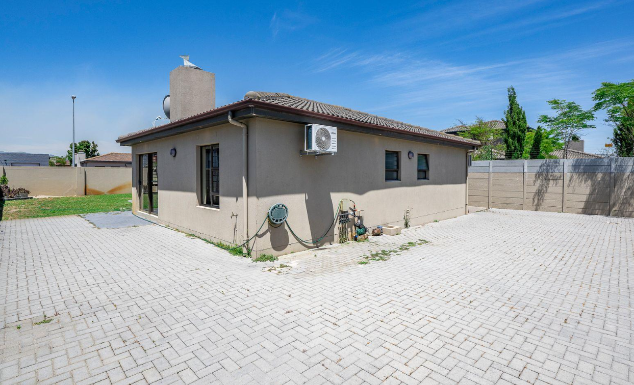 3 Bedroom Property for Sale in Burgundy Estate Western Cape